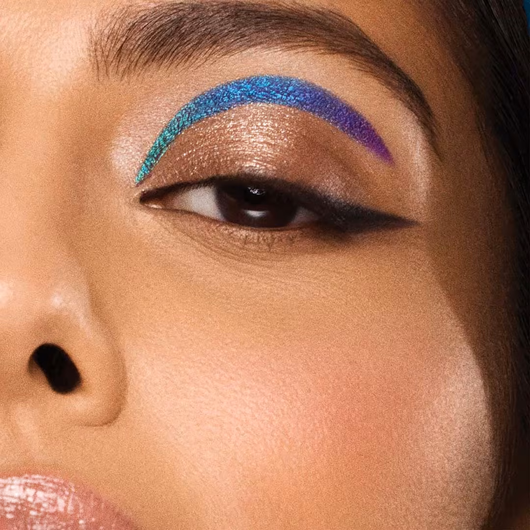 Stay All Day Chroma-Flash Liquid Eyeliner