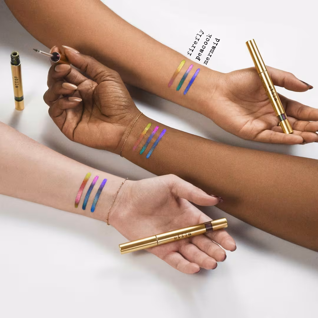 Stay All Day Chroma-Flash Liquid Eyeliner