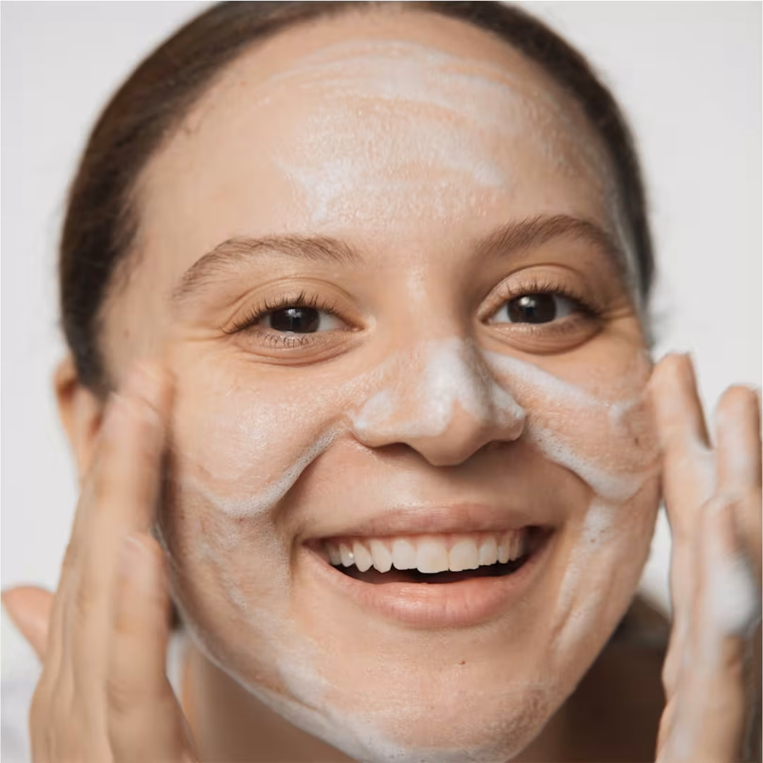 Acne Solutions Cleansing Foam Face Wash