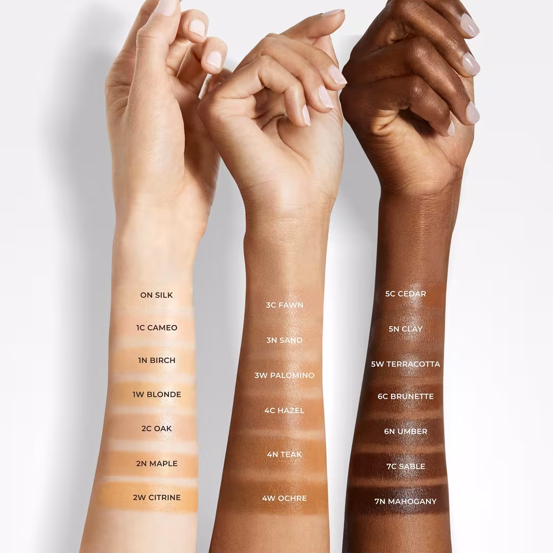 Long-Wear Tinted Moisturizer Natural Dewy Skin Tint SPF 30 with Hyaluronic Acid